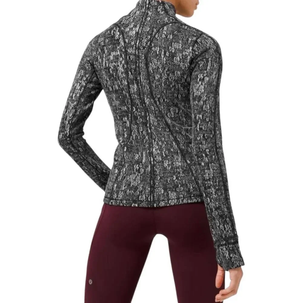 LULULEMON ATHLETICA Run Briskly 1/2 Zip Size 8
